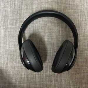 Beats Studio 3 Wireless Headphones- Black